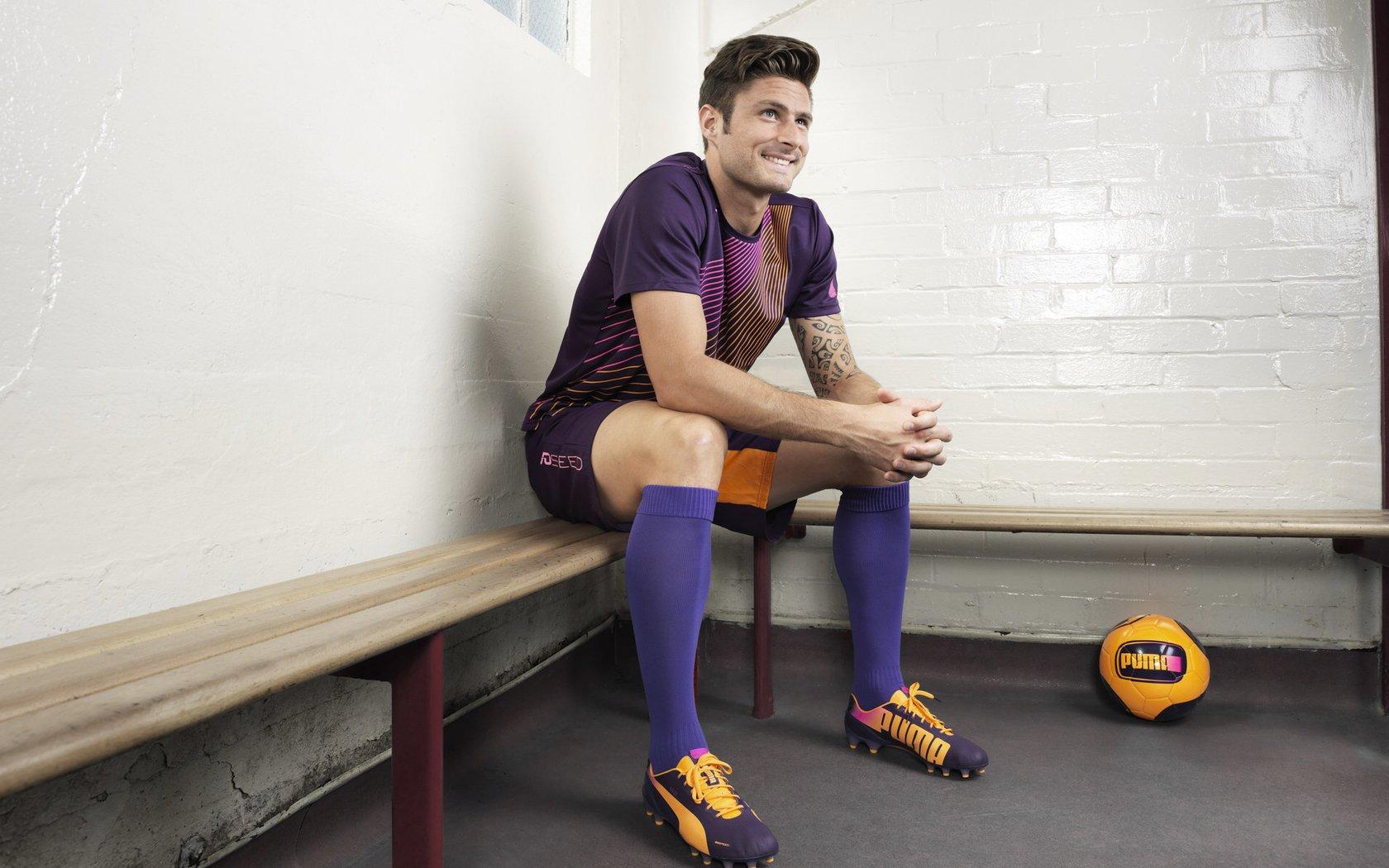 巴尔干金左脚镌刻传奇，格子军团灵魂的世界杯史诗