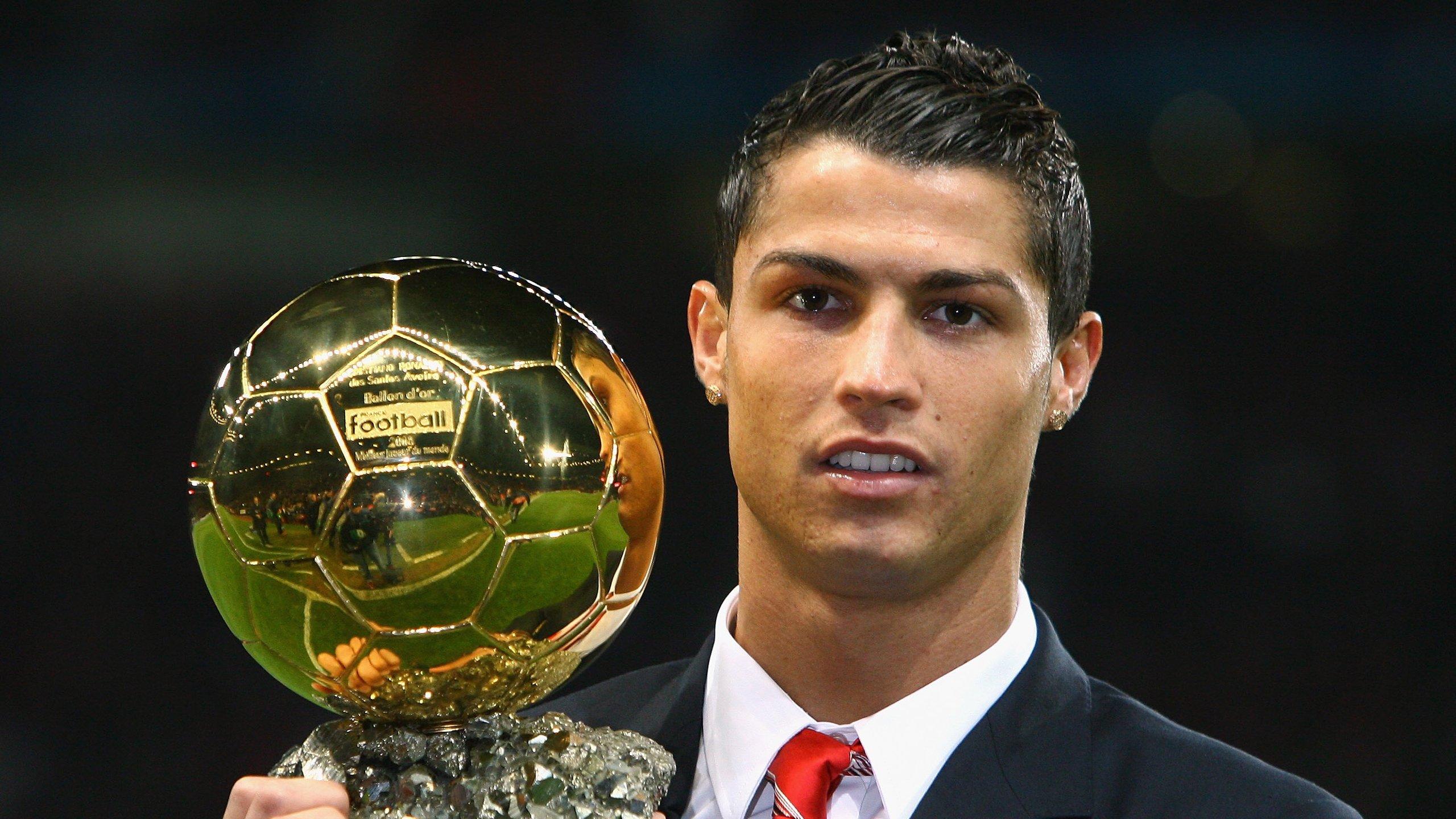 电讯报深度剖析曼联后弗格森时代71笔引援排名，布鲁诺·费尔南德斯登顶，马奎尔位列第八